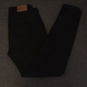 Madewell black skinny 8 inch rise pants